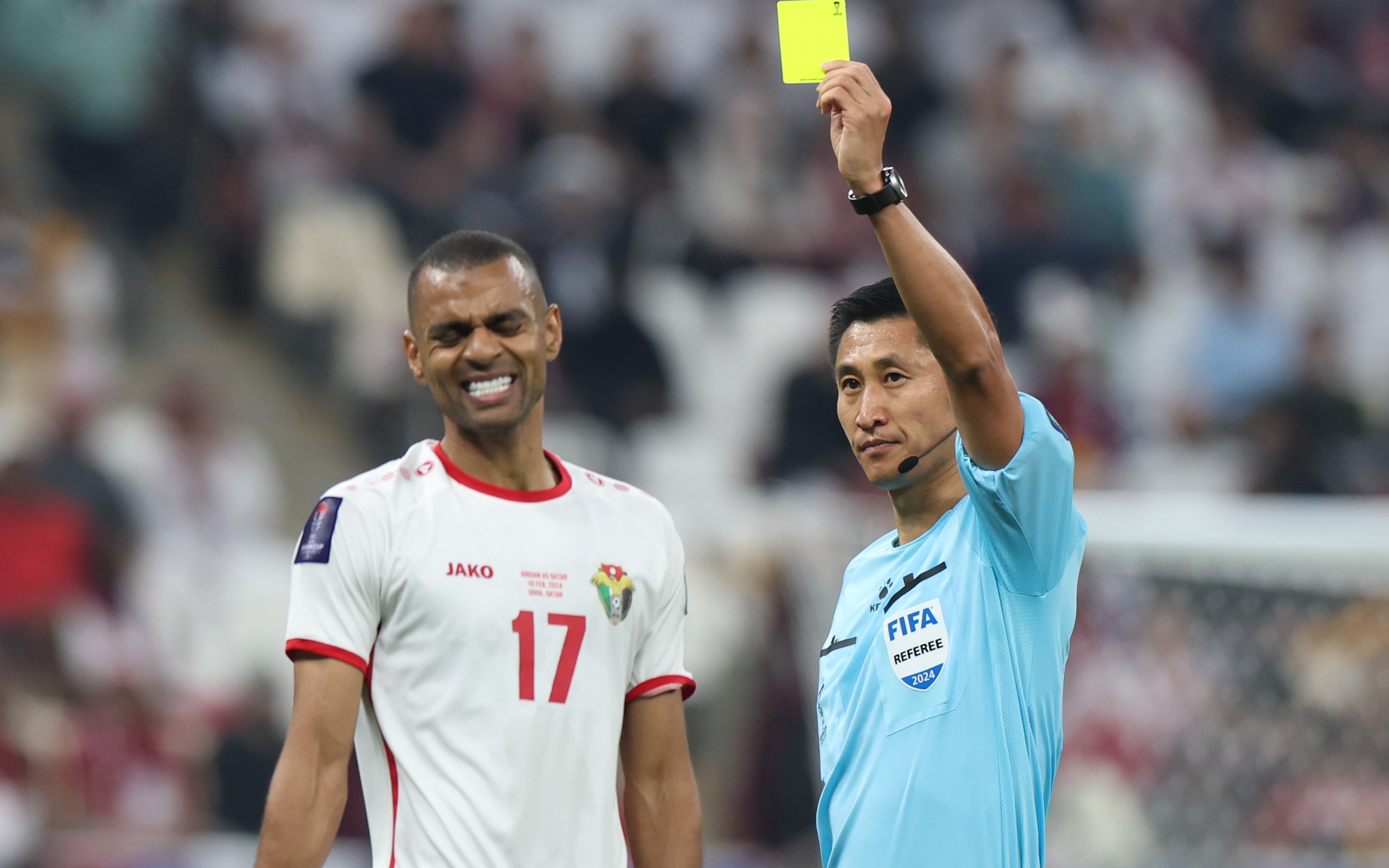 亚洲杯选手刷新世界纪录,震撼全场 亚洲杯选手刷新世界纪录,震撼全场