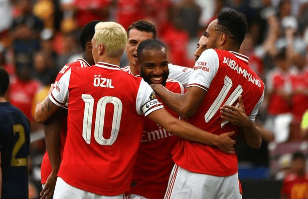 包含阿森纳翻盘比利时，贝林厄姆统治全场的词条