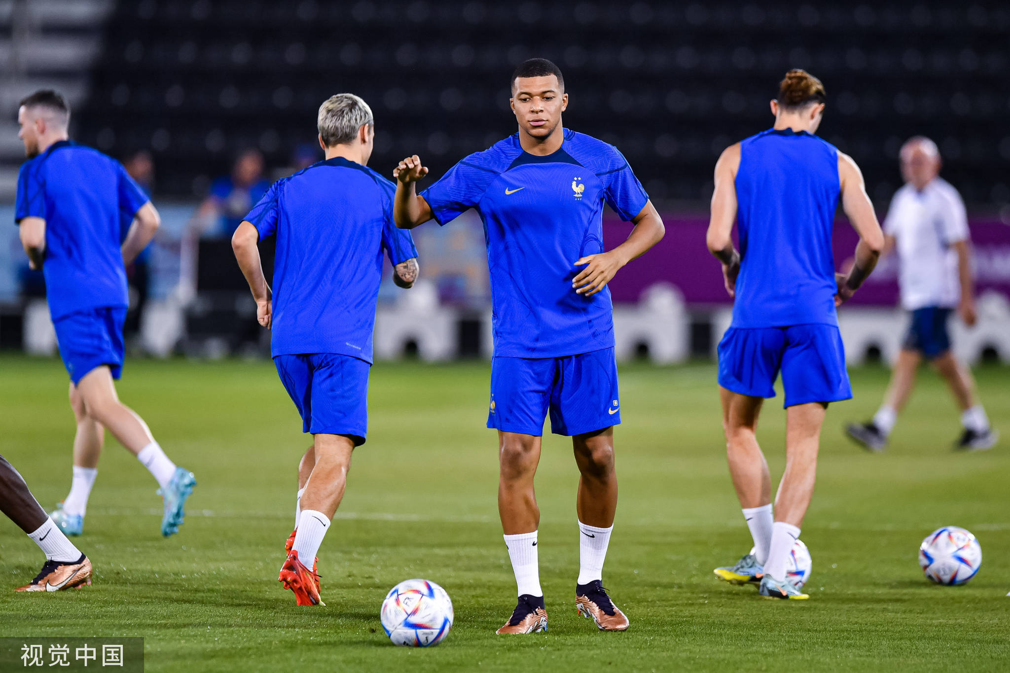 波兰队完胜法国队，奥恰洛夫高光表现