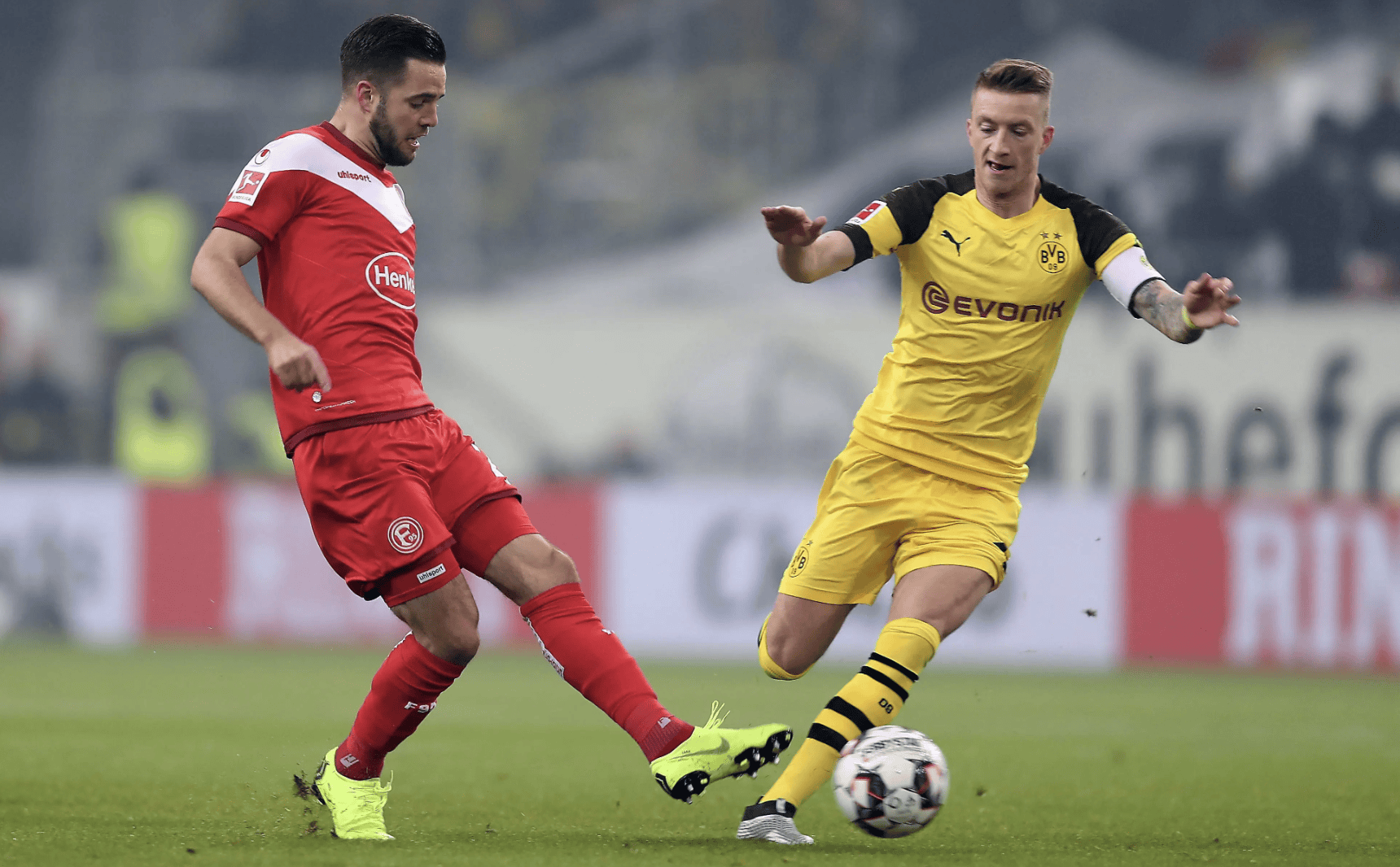 瑞士完胜勒沃库森，阿尔瓦雷斯状态火热