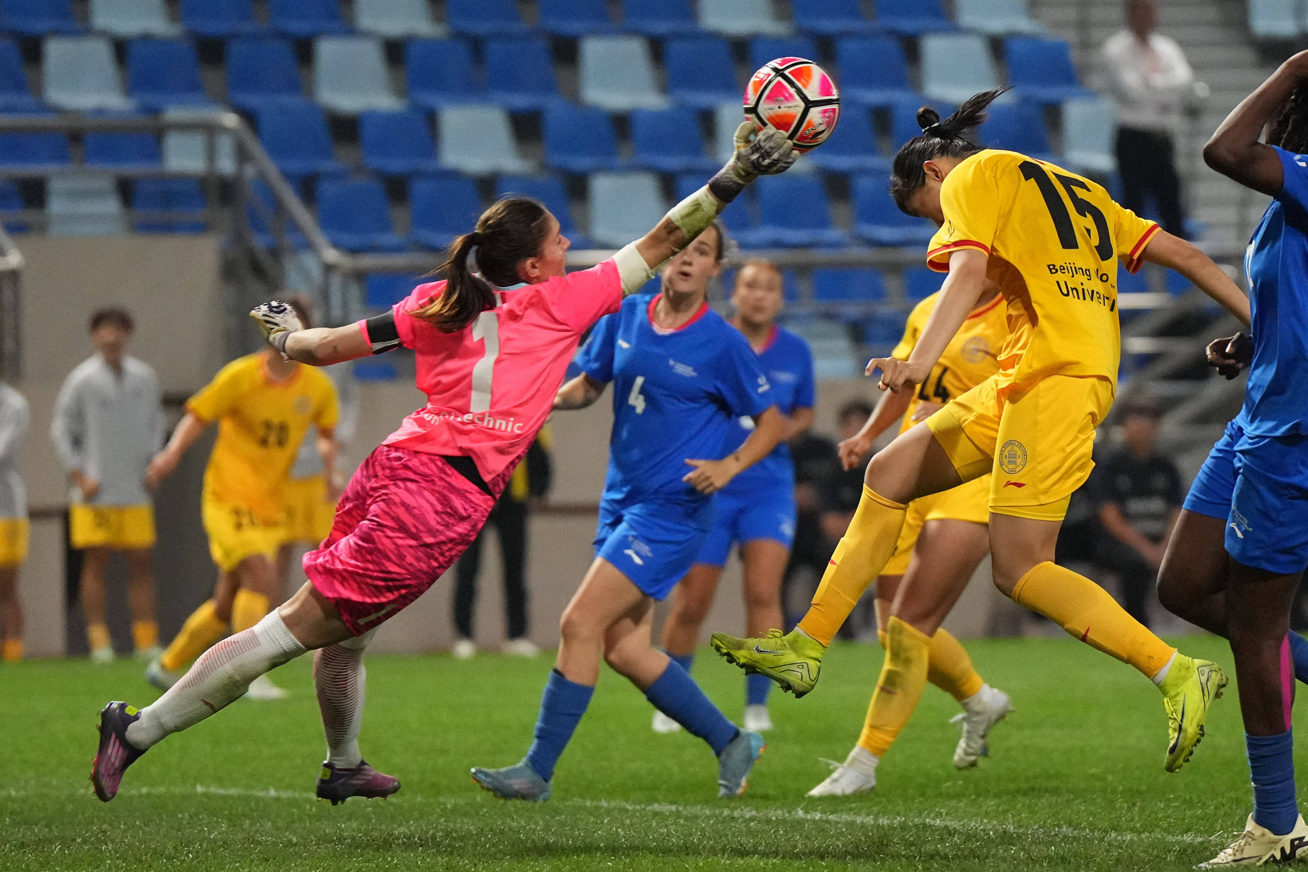 世界女足比赛回顾分析，球队实力对比