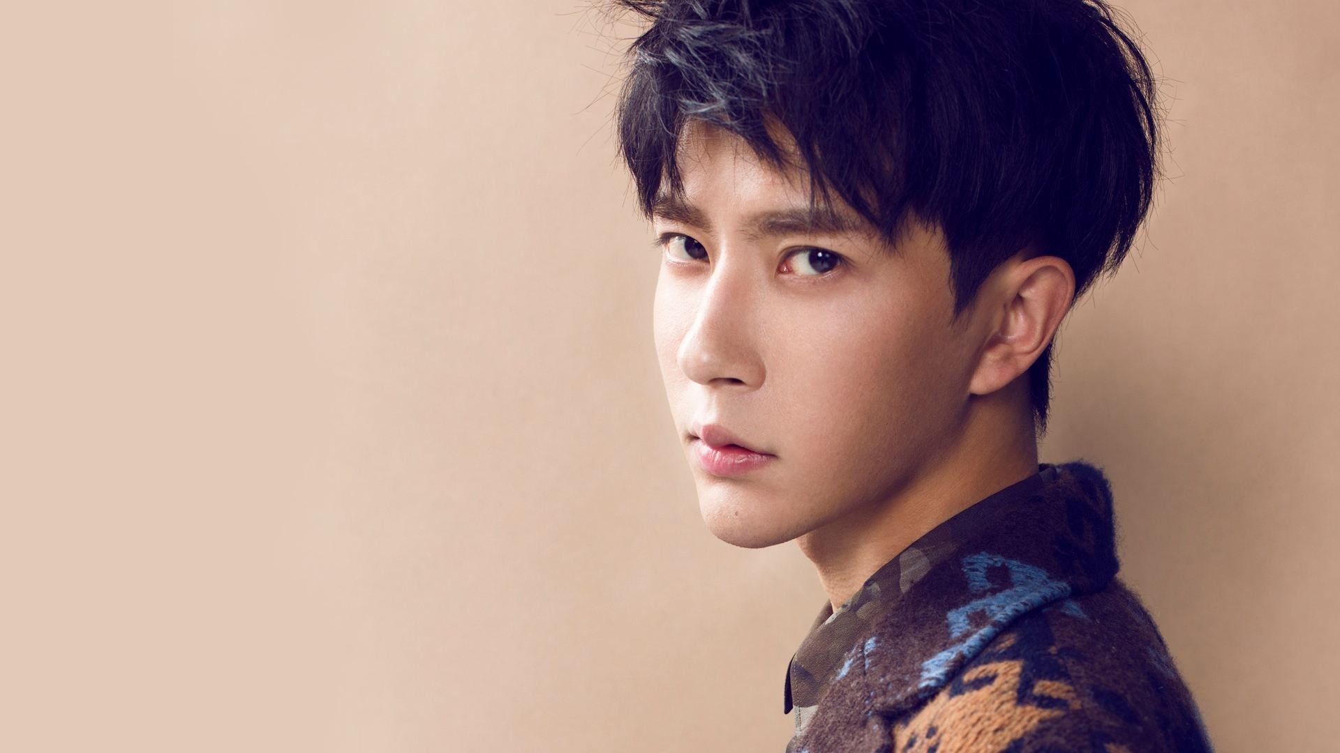 双面足球，体系的诗，天赋的诗